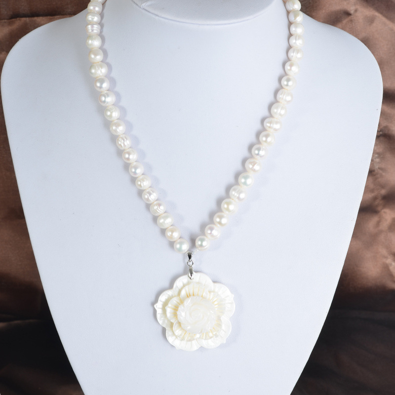 Freshwater Cultured Pearl Necklace 8-9Mm - 8-9mm 양식 담수 진주 목걸이 (꽃