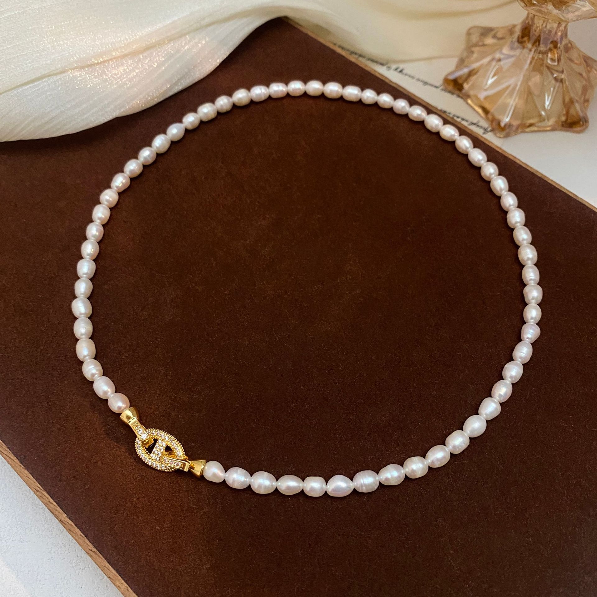 Baroque Pearl Pendant Necklace Gold - 고품질 트렌디한 반짝이는 크리스탈 십자가 천연