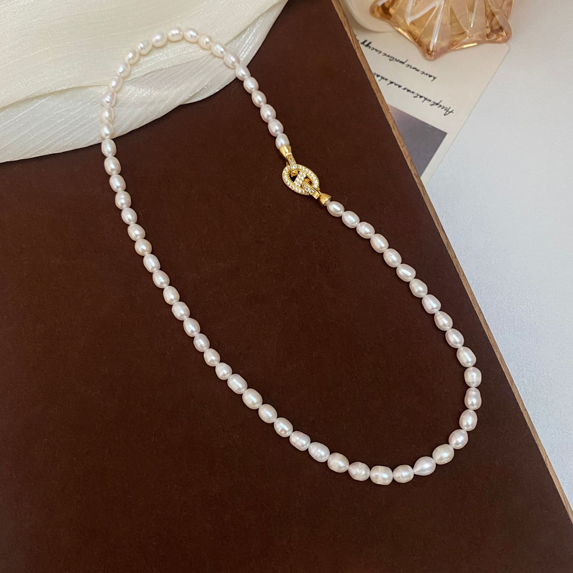 고품질 트렌디한 반짝이는 크리스탈 십자가 천연 담수 진 - Baroque Pearl Pendant Necklace Gold 리뷰 및 가격